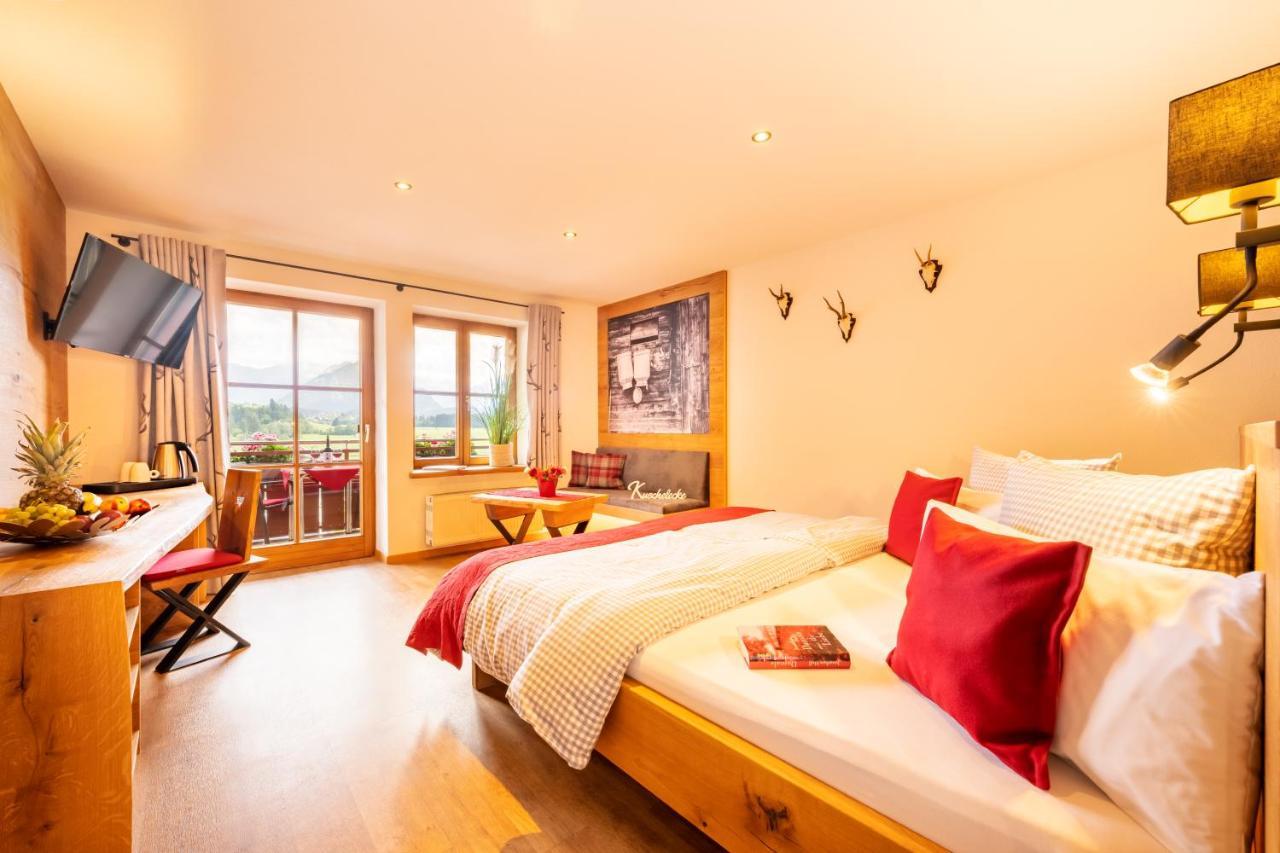 Familien- Und Wellnesshotel "Viktoria" Oberstdorf Extérieur photo