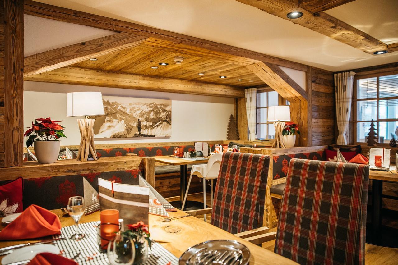 Familien- Und Wellnesshotel "Viktoria" Oberstdorf Extérieur photo